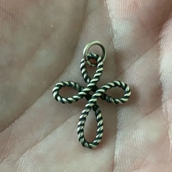 James Avery Retired Rope Cross Pendant - Picture 1 of 3